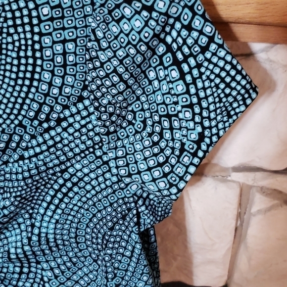 Apt 9 Multi Colored V Neck Blouse - Picture 6 of 7